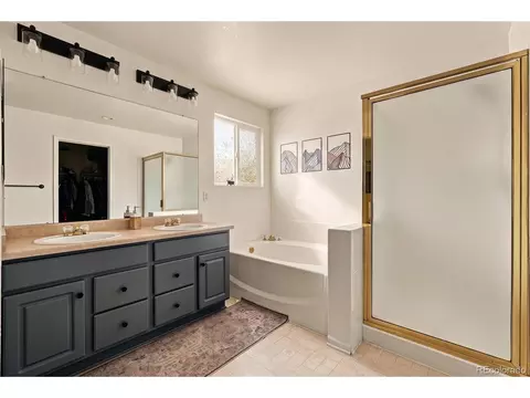 Bath - 19338 E Dickenson Pl, Aurora, CO 80013 photo 3 of 3