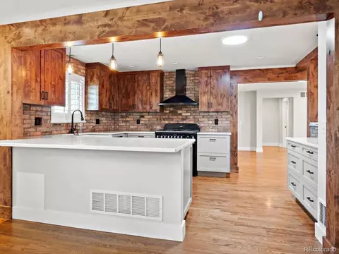 2809 E Cresthill Ave, Centennial, CO 80121 photo 25