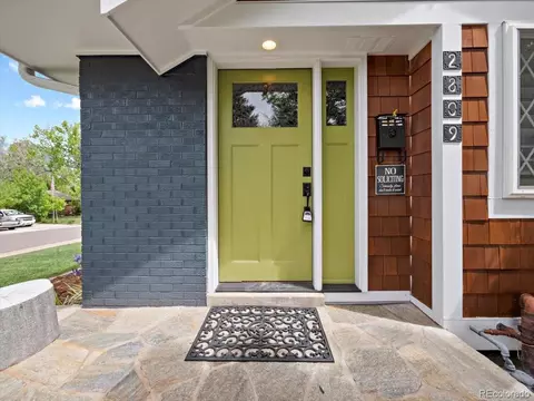 2809 E Cresthill Ave, Centennial, CO 80121 photo 2
