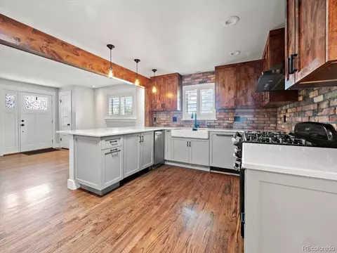 2809 E Cresthill Ave, Centennial, CO 80121 photo 26