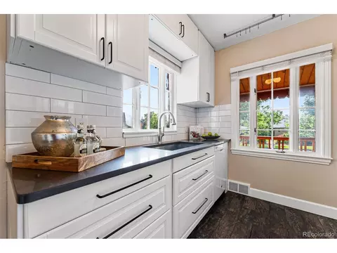 1212 Cherry St, Denver, CO 80220 photo 13