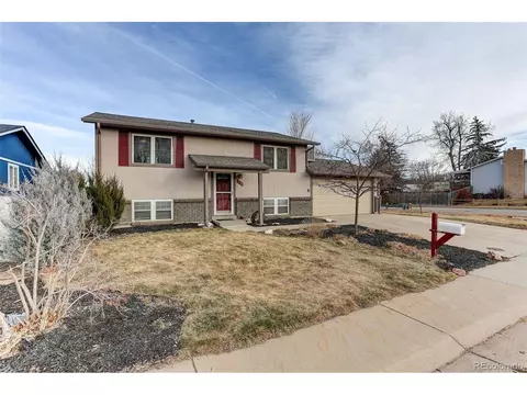 9156 Dover St, Broomfield, CO 80021