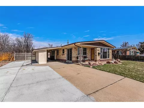9405 W 53rd Pl, Arvada, CO 80002