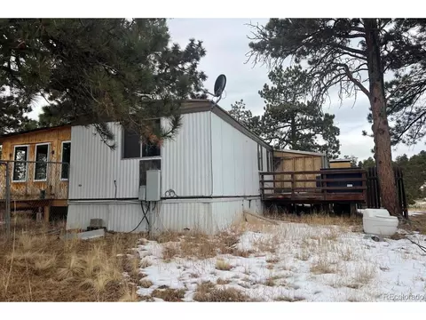 957 Arapahoe Dr, Florissant, CO 80816