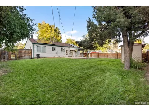 4482 E Utah Pl, Denver, CO 80222 photo 24
