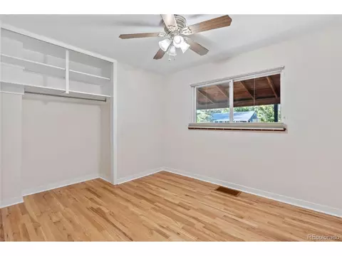 4482 E Utah Pl, Denver, CO 80222 photo 10