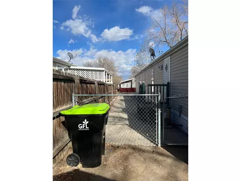 8505 Madison Ct, Denver, CO 80229 photo 4