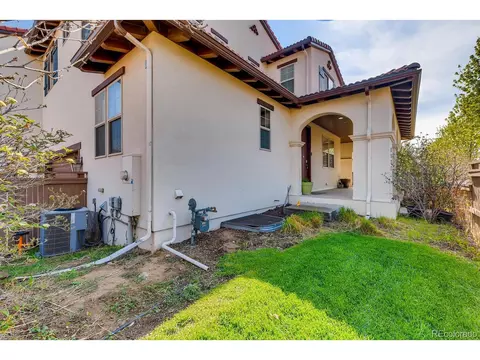 8082 E 29th Pl, Denver, CO 80238 photo 27