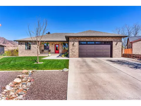 523 Dalmatian Dr, Canon City, CO 81212
