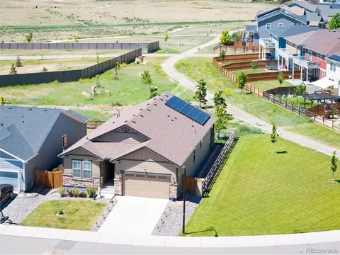 View/Area - 27571 E 7th Dr, Aurora, CO 80018 photo 3 of 12