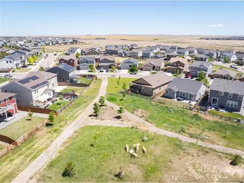 View/Area - 27571 E 7th Dr, Aurora, CO 80018 photo 6 of 12