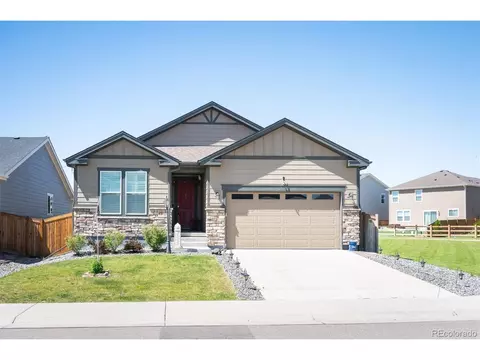 Exterior - 27571 E 7th Dr, Aurora, CO 80018 photo 1 of 7