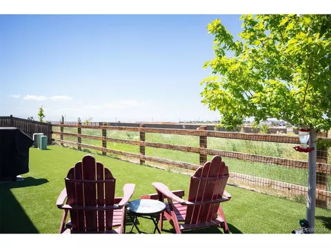 Exterior - 27571 E 7th Dr, Aurora, CO 80018 photo 2 of 7