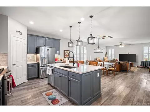 Kitchen - 27571 E 7th Dr, Aurora, CO 80018 photo 2 of 4