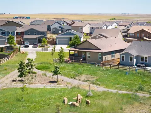 View/Area - 27571 E 7th Dr, Aurora, CO 80018 photo 12 of 12