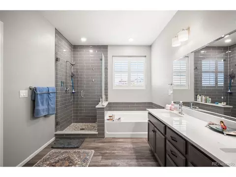 Bath - 27571 E 7th Dr, Aurora, CO 80018 photo 2 of 3