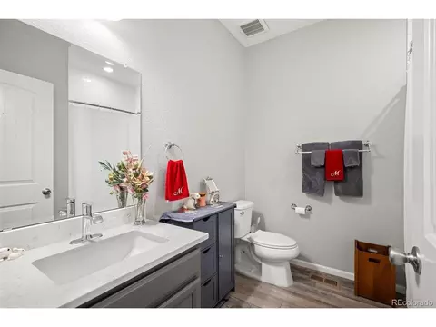 Bath - 27571 E 7th Dr, Aurora, CO 80018 photo 3 of 3