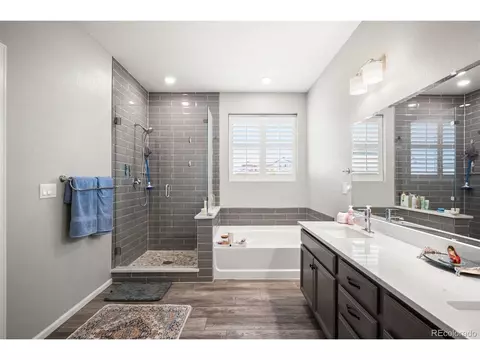 Bath - 27571 E 7th Dr, Aurora, CO 80018 photo 2 of 3