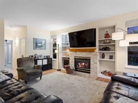 8226 Gray Ct, Arvada, CO 80003 photo 6