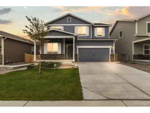 374 Spruce St, Bennett, CO 80102 photo 1