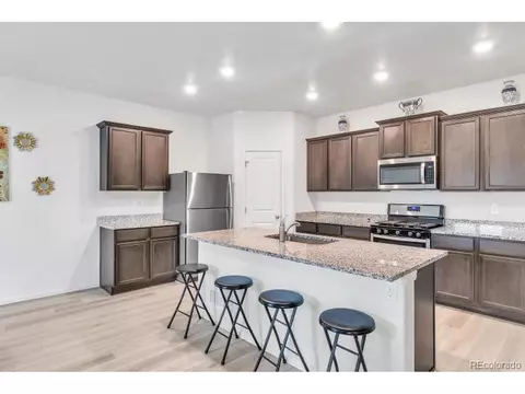 374 Spruce St, Bennett, CO 80102 photo 11