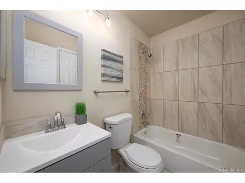 21154 E Scott Pl, Denver, CO 80249 photo 12