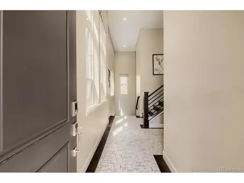 Entry Way - 10155 Bellwether Ln, Lone Tree, CO 80124 photo 1 of 2