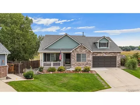 8001 Raspberry Dr, Longmont, CO 80504