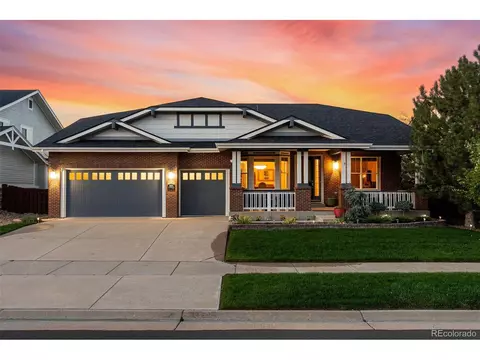 26153 E Applewood Pl, Aurora, CO 80016
