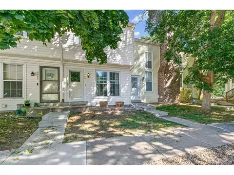 9061 W Floyd Ave, Lakewood, CO 80227