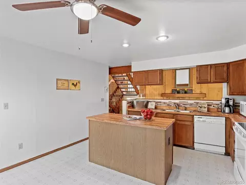 19805 E Scott Pl, Denver, CO 80249 photo 11