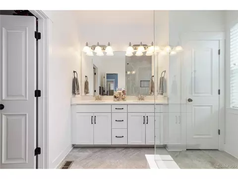 8768 E 54th Pl, Denver, CO 80238 photo 19