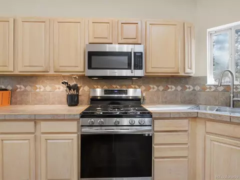 Kitchen - 209 Pine Dr, Bailey, CO 80421 photo 4 of 4