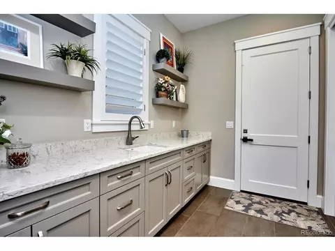 9072 E Vassar Ave, Denver, CO 80231 photo 16