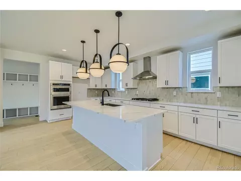2721 E 102nd Pl, Thornton, CO 80229 photo 9