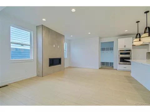 2721 E 102nd Pl, Thornton, CO 80229 photo 4