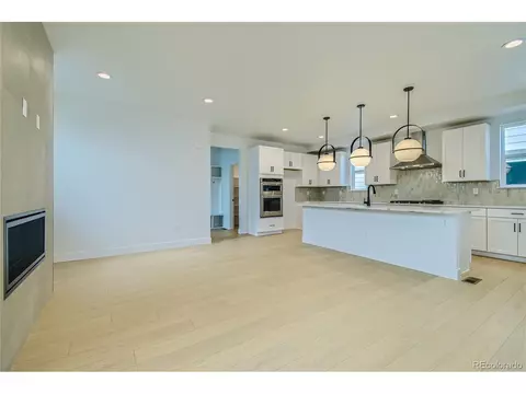 2721 E 102nd Pl, Thornton, CO 80229 photo 5
