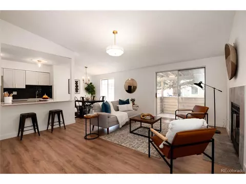 8422 Everett Way #D, Arvada, CO 80005 photo 2