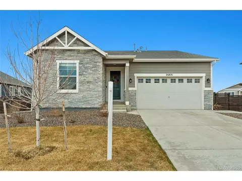 26831 E Byers Ave, Aurora, CO 80018 photo 2