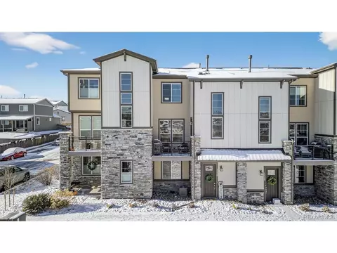 1526 Castle Creek Cir, Castle Rock, CO 80104