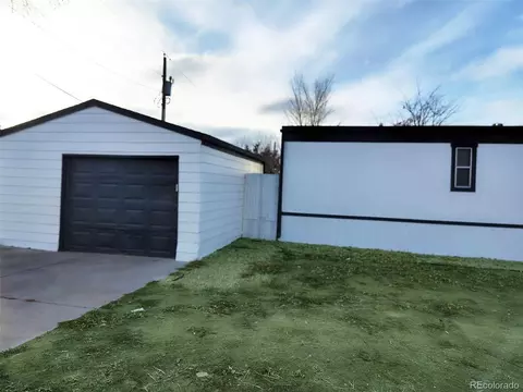 102 Jackson Dr, Firestone, CO 80520 photo 2