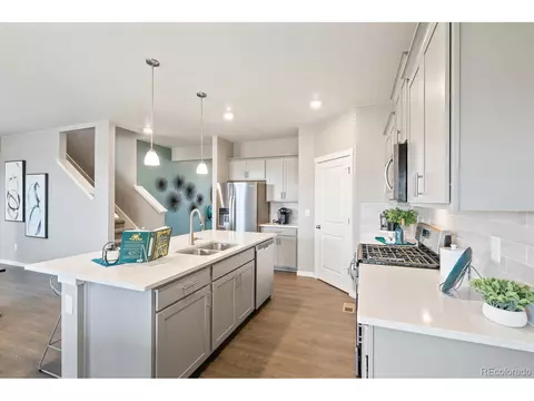 49 N Waterloo St, Aurora, CO 80018 photo 10