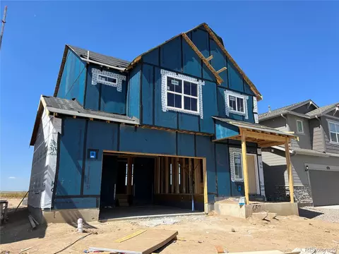 657 Heartland Dr, Bennett, CO 80102