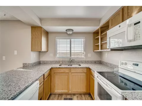 760 Centennial Dr, Bennett, CO 80102 photo 8