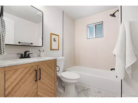 Bath - 96 Moose Rd, Lyons, CO 80540 photo 1 of 4