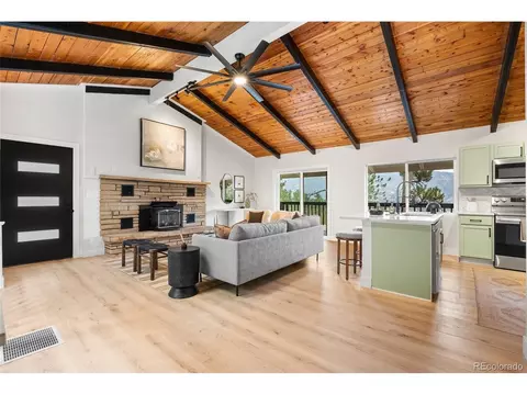 96 Moose Rd, Lyons, CO 80540