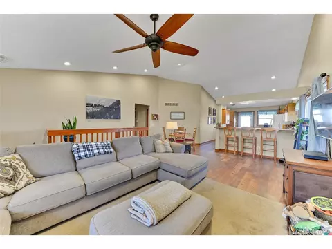 2585 E 125th Pl, Thornton, CO 80241 photo 4