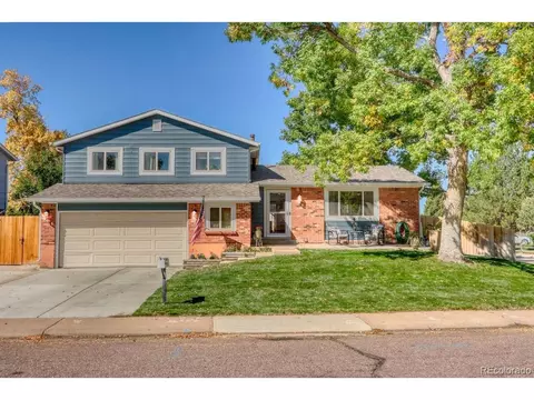 9117 W Maplewood Dr, Littleton, CO 80123