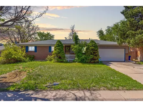 430 S Potomac Cir, Aurora, CO 80012