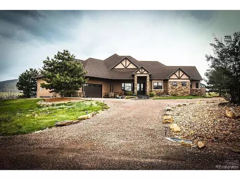 5815 Good Pasture Dr, Beulah, CO 81023